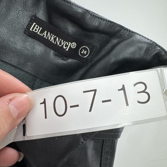 BlankNYC Pants Womens 24 Faux Leather Joggers High Rise Slit Leg Belted Moto - Picture 6 of 10